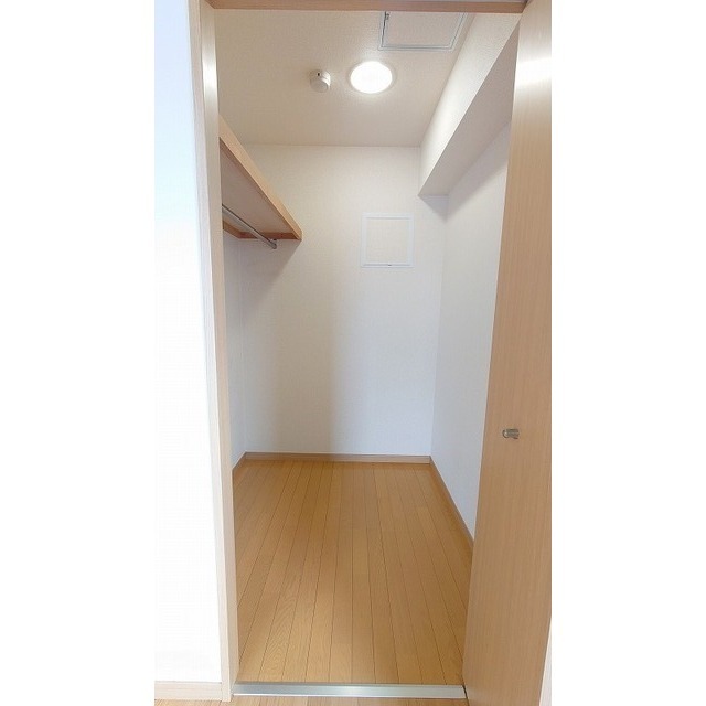 ドゥーシエル桜新町0405号室 内観