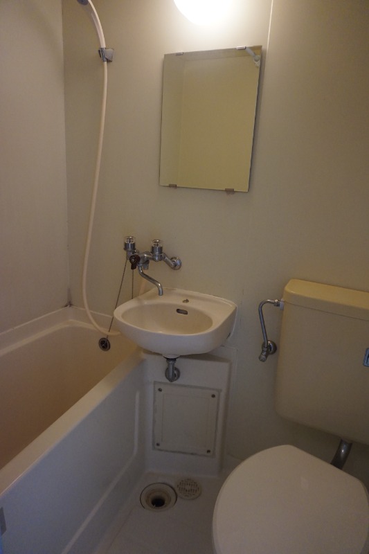 コスモハウスＢ－６(B-006)3階 バス