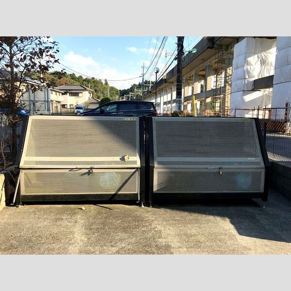 サンパティーク成田 ゴミストッカー