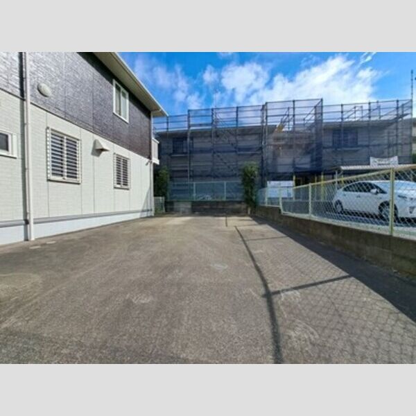 グレイスコート 駐車場