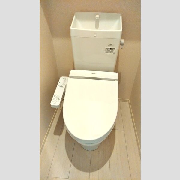 陽光海神306号室 トイレ