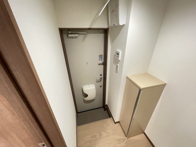 Ｋｅｎ’ｓ　ＬＩＥＮ　相模原 玄関明けてワンクッション（ドア）あり！