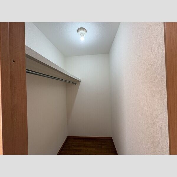 コーポジュネス101号室 ウォークインクローゼット