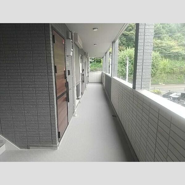 アニバーサリー203号室 ロビー