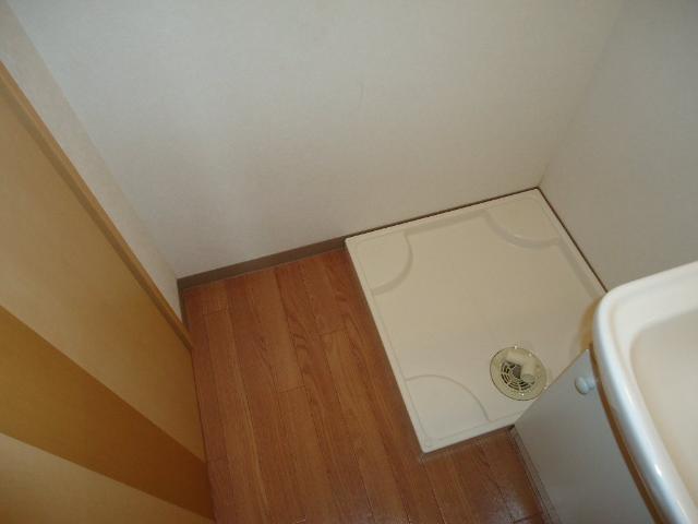 ティアラ105号室 洗濯機置場