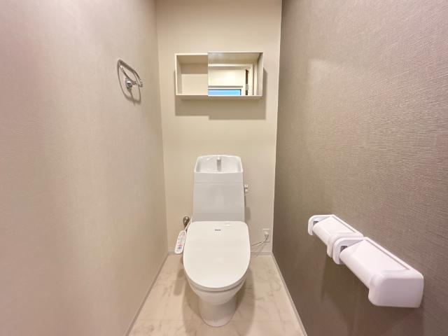 ブルヴァール205号室 トイレ