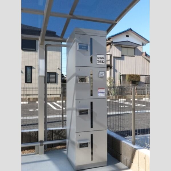 BLESS HOUSE柏西町　D 宅配ボックス
