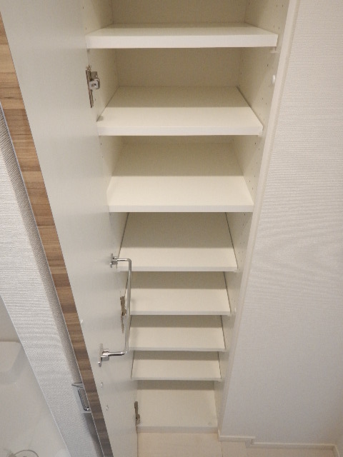 ガーラ・プレシャス東大島 収納