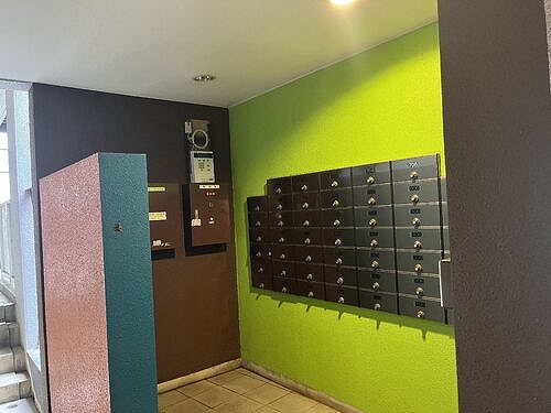 テレパレス船橋三咲Ａ棟5階 カラフルな集合ポスト※前回募集時2023年6月撮影