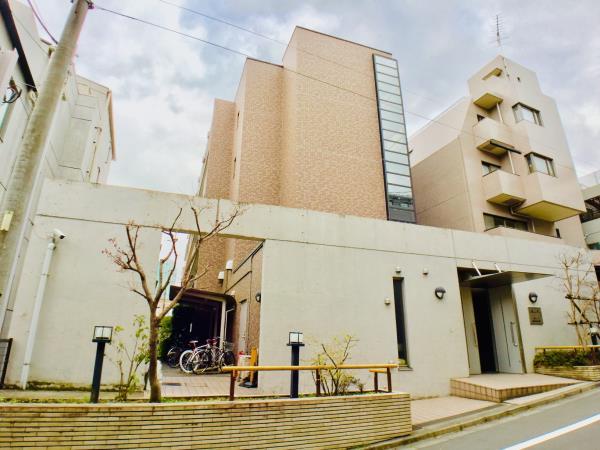 メゾンベール南麻布2階 外観