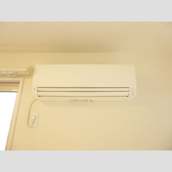 ウェルストン102号室 エアコン