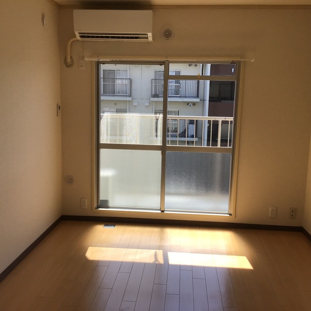 リリー本郷台５号棟0204号室 ※現況有姿となります。