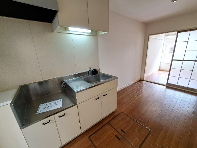 サニーハウス102号室 キッチン