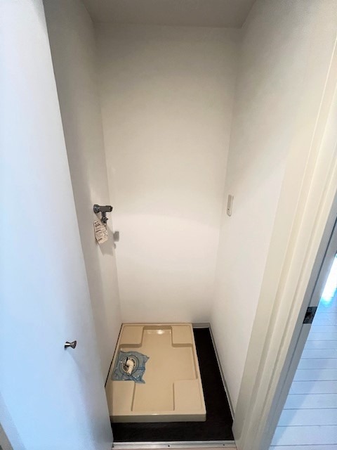 レジディア市ヶ谷2階 洗濯機置場