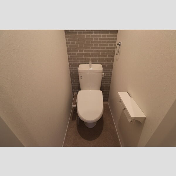 ルミナス所沢301号室 温水洗浄暖房便座