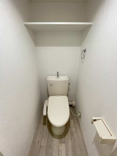 砧サンハイム1階 ゆったりとした空間のトイレです