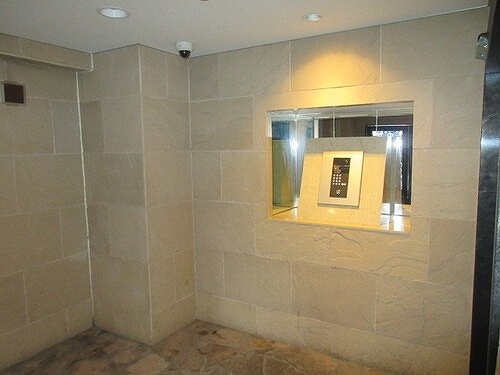 フェニックス麻布狸穴公園5階 オートロック　※前回募集時2022年11月の写真