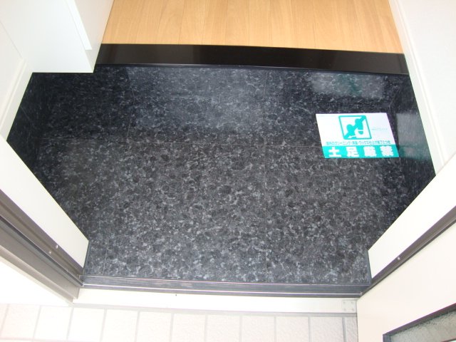 ラ・ジヴェルニー 玄関