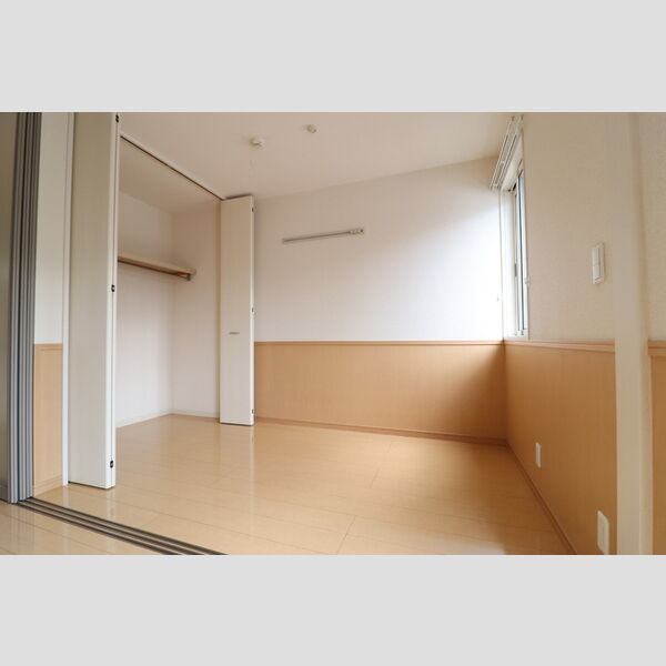 ルーチェおゆみ野103号室 洋室