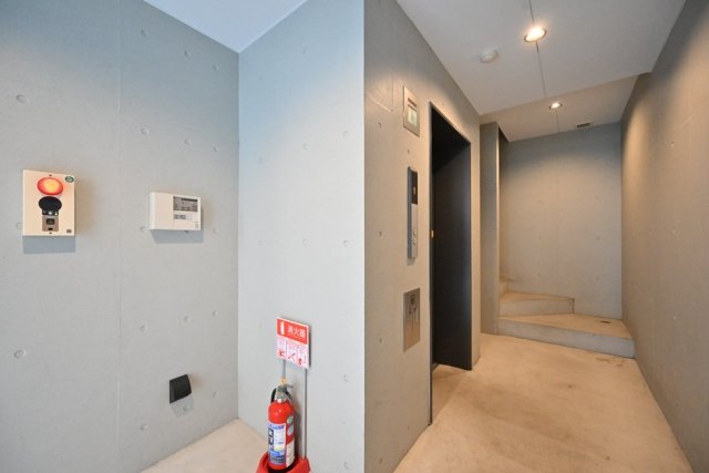 新宿早稲田レーベル エントランス