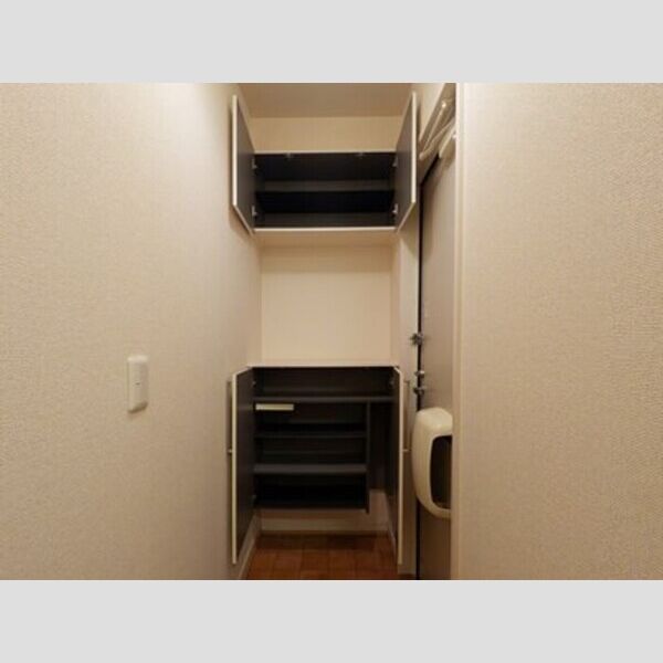 サンアベニューⅡ103号室 シューズボックス