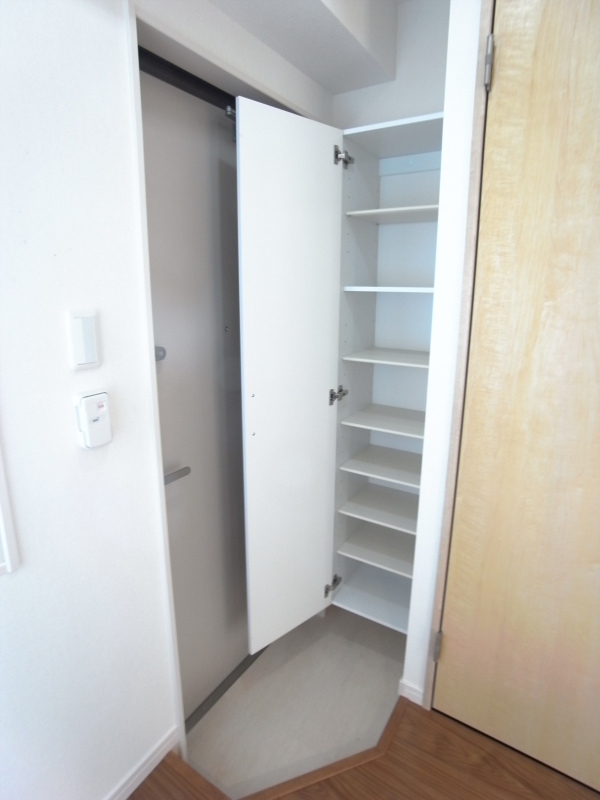 リブリ・陣屋 玄関