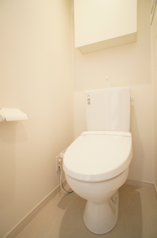 リブリ・LUCIA湘南1階 トイレ