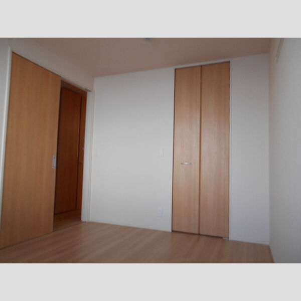 パティーナ202号室 洋室　6帖