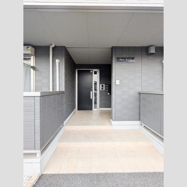 Seed 東大宮 エントランス