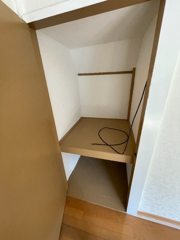小豆沢4丁目戸建 収納