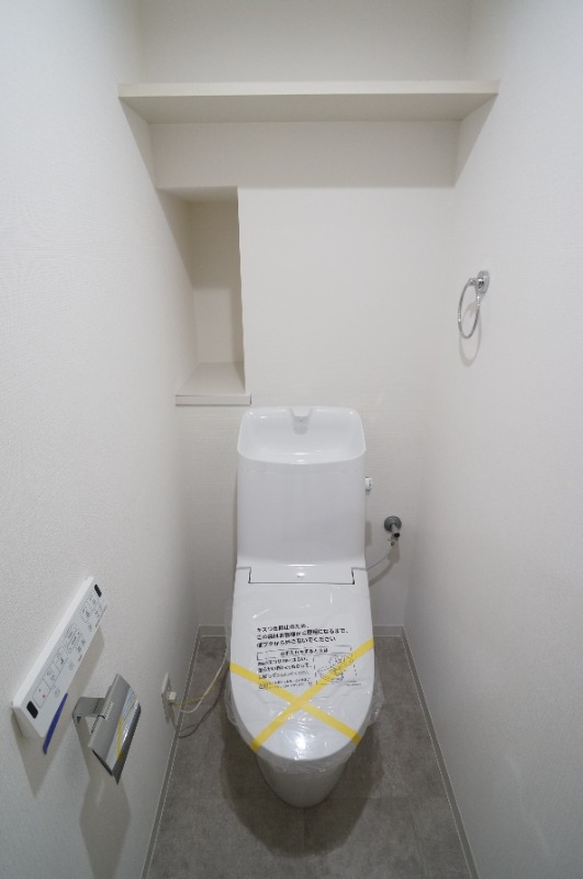 T’s garden横浜岸根公園3階 トイレ