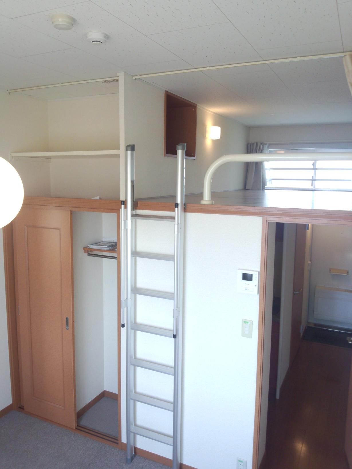 レオパレスシュテルン 内観