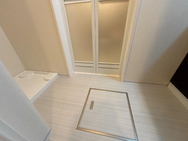 レヴメゾン神山六番館102号室 脱衣所（イメージ）