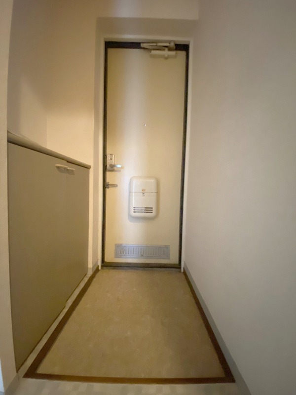 マノワール玉堤 玄関