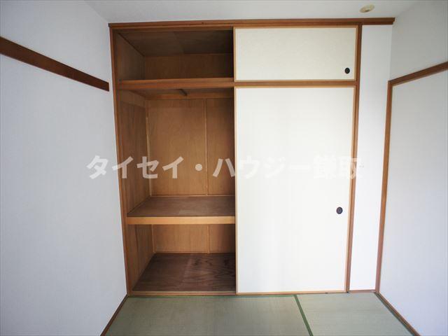 ルミエール若葉0101号室 収納