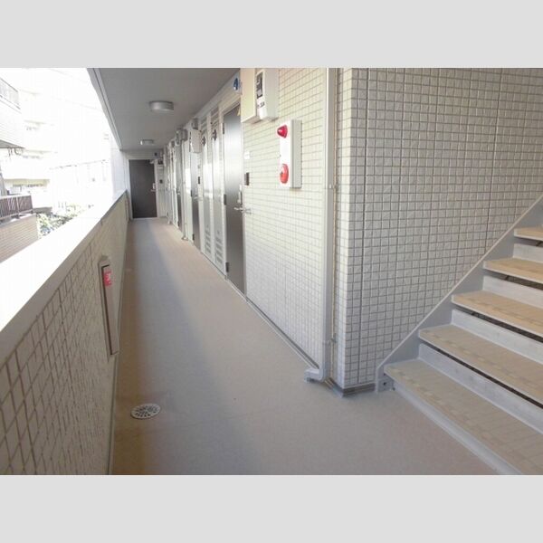 メゾンクレール墨田 通路