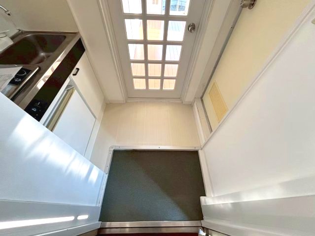 ニチエーイン国分寺201号室 玄関