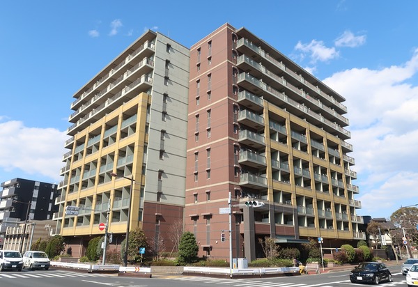 千葉ポートイースト 外観