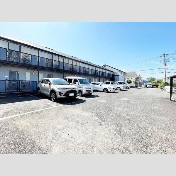パセオ西府　弐番館105号室 駐車場
