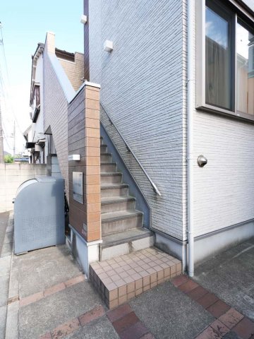 ジオメトリ和泉 外観