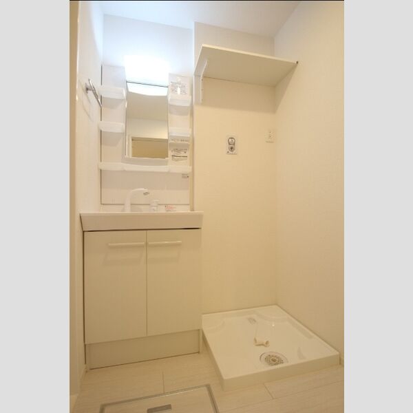 エクセリア北加平町201号室 洗髪洗面化粧台