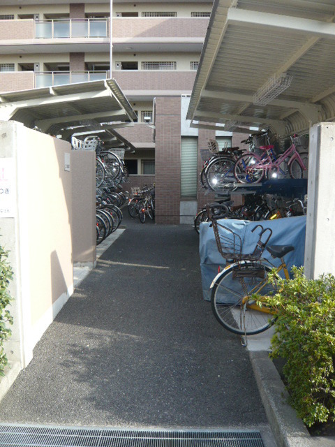 ヒルズ市川妙典　１０４号室0104号室 自転車置場