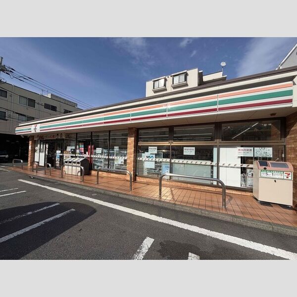 プリド101号室 セブンイレブン川崎子母口店