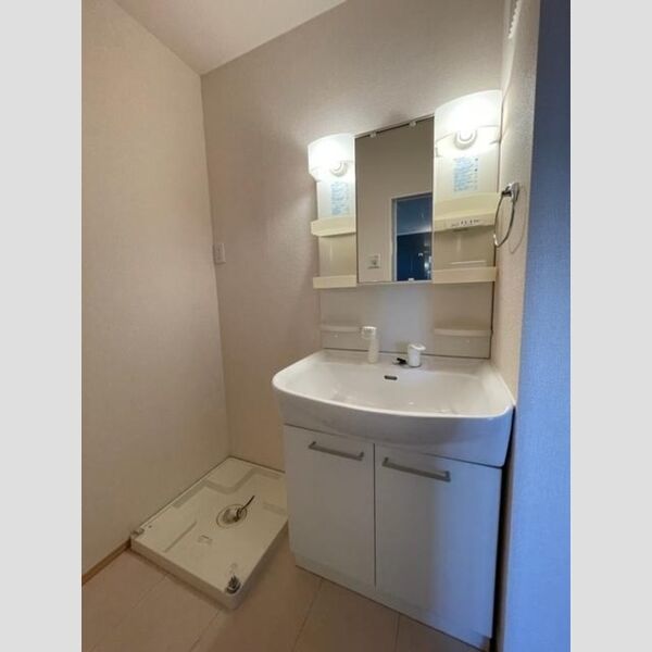 ルーチェ201号室 洗面