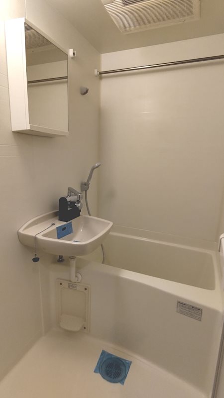 レジディア三越前2階 お風呂