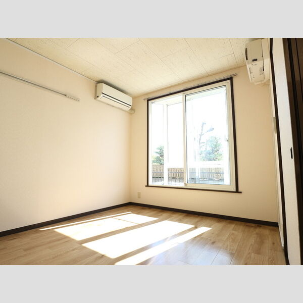 TAP滝本ハイツ103号室 洋室②(別角度)