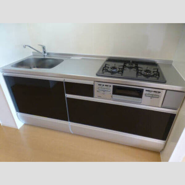 リベラマーロⅡ 3口グリル付きのキッチン