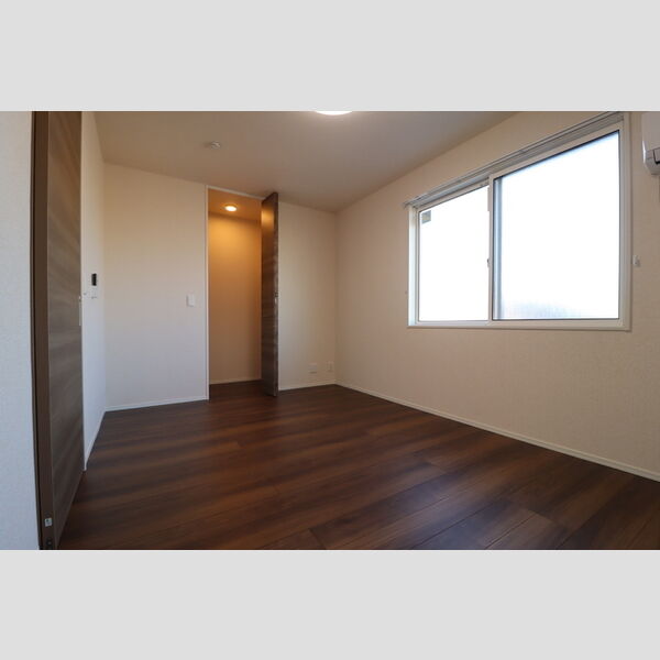 リッチモンブラン202号室 洋室