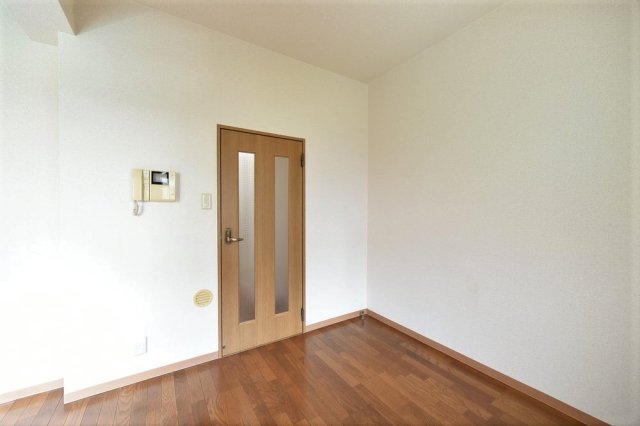 プレール明大前1階 部屋その他