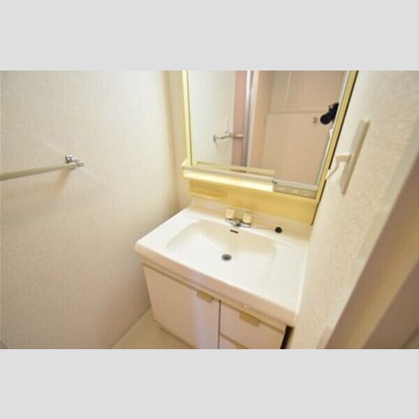 Bellevue参番館306号室 洗面室